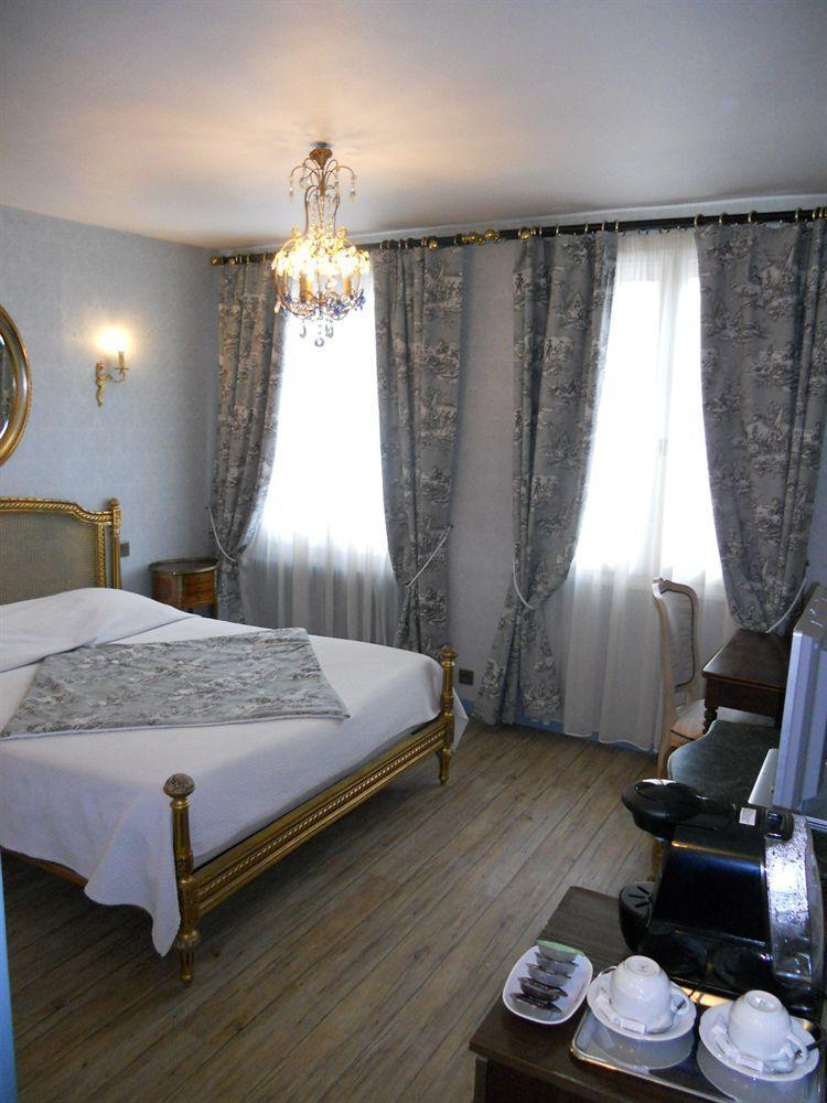 Hotel Dandy Rouen Centre Екстериор снимка